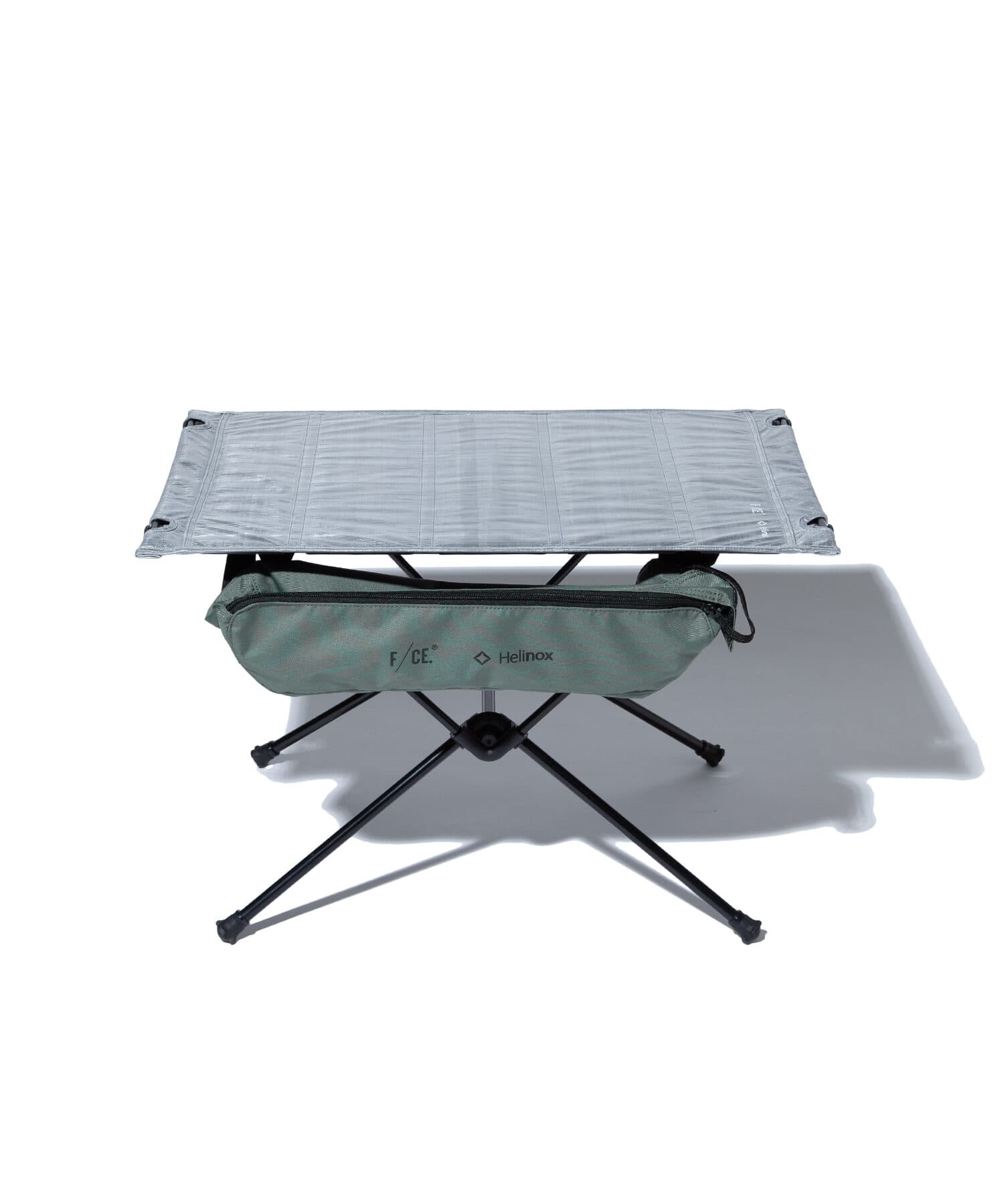 DYNEEMA TABLE